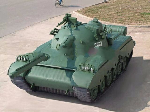磁县军用充气坦克车